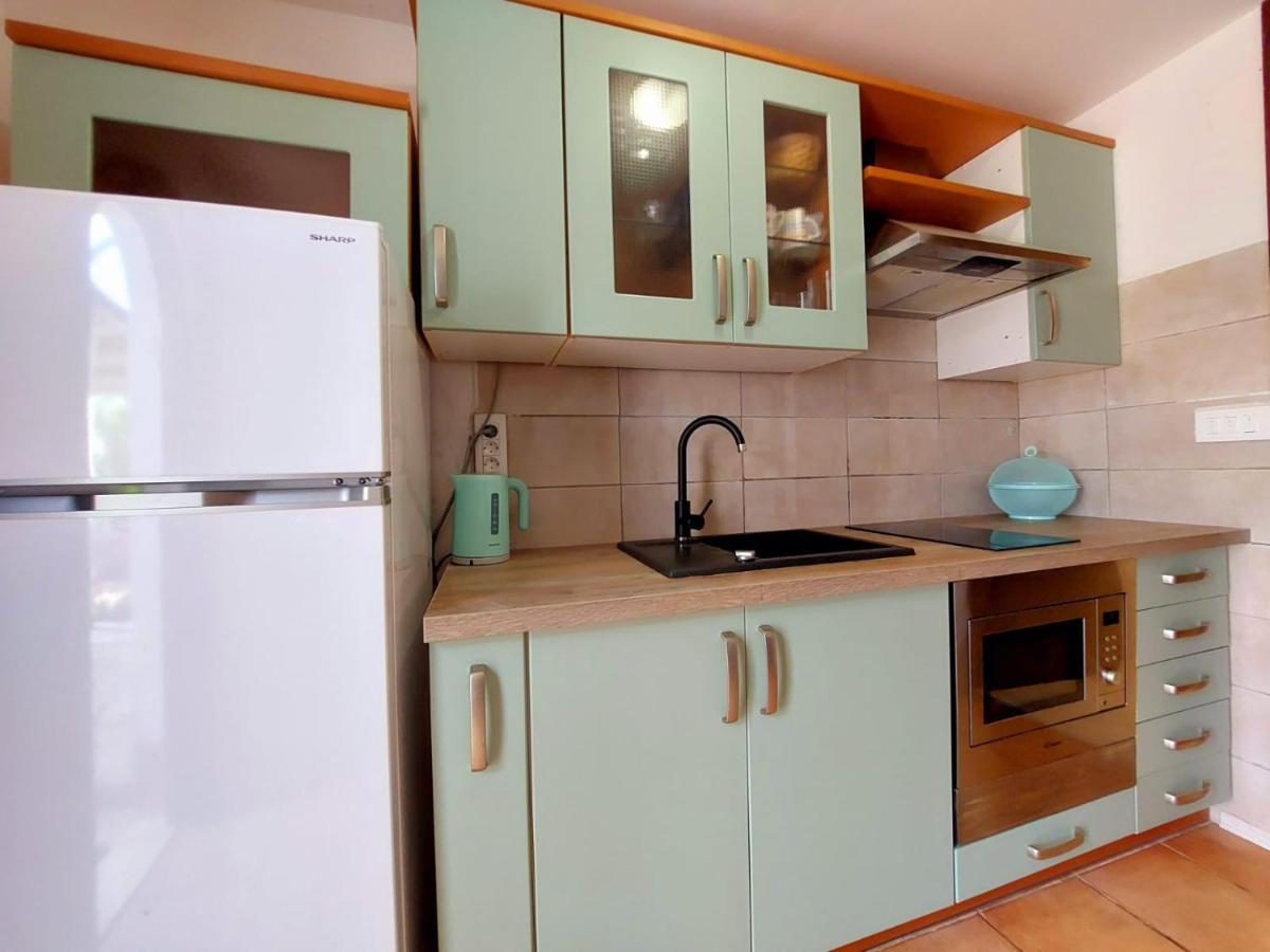 Apartment Z *
